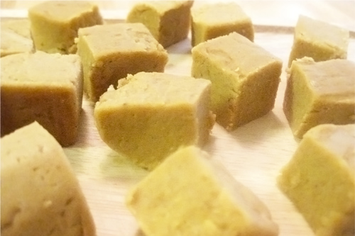 Creamy_Coconut_Pumpkin_Fudge