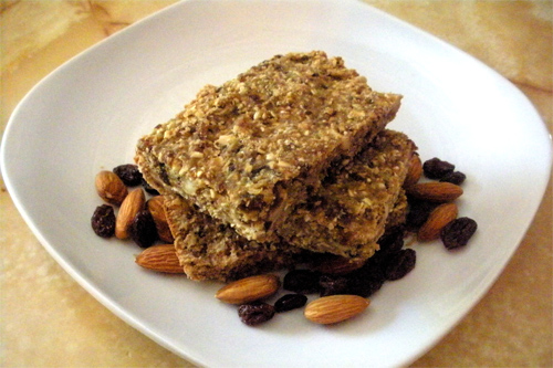 Chewy Homemade Granola Bars Recipe photo