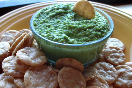 Garden Pea and Chive Cashew Coconut Pesto Recipe photo