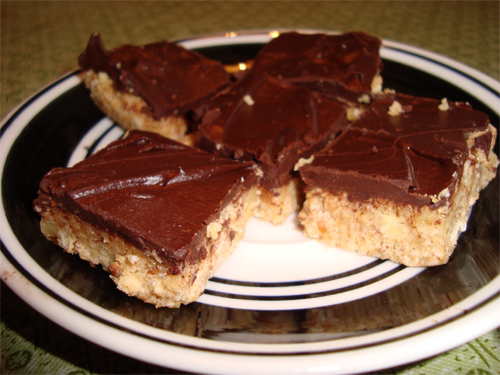 Chocolate Incredible No Bake Snack Bars Recipe photo