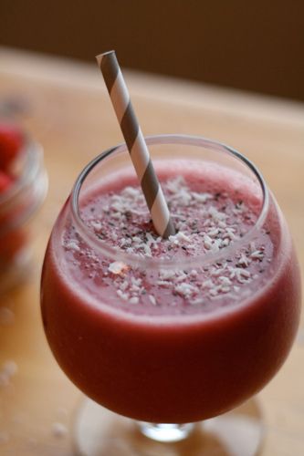Raspberry Coconut Smoothie Recipe photo