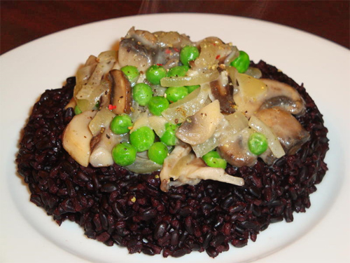 Spring Wild Mushroom & Pea Ragout recipe photo